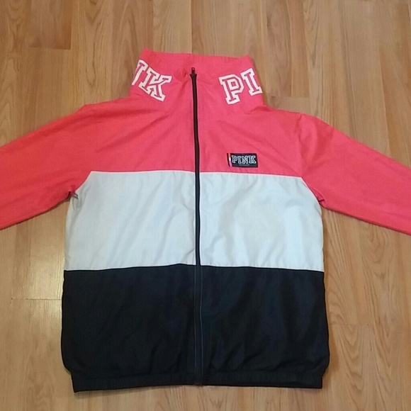 PINK Victoria's Secret Jackets & Blazers - Pink Victoria's Secret windbreaker M